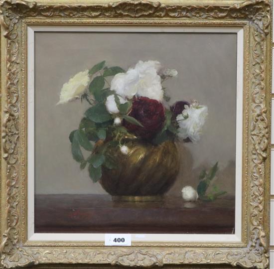 W.P.S.R, oil on canvas, Still life of roses in a vase, dated 2001, 40 x 40cm.